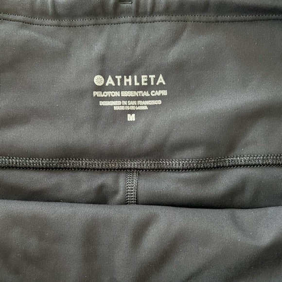 EUC Peloton x Athleta leggings - Picture 2 of 2